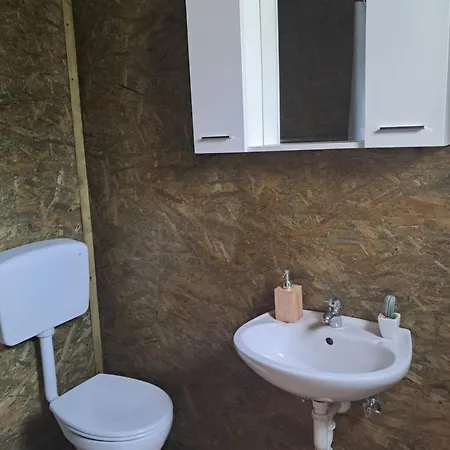 Apartan G8 Apartment